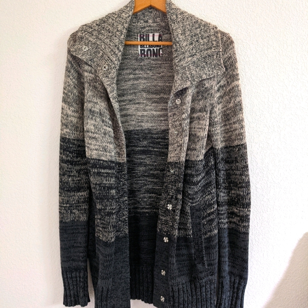 Billabong - button up sweater